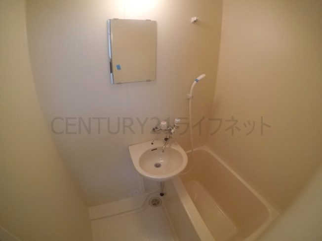 【洗面所】 | ヴィヴァーチェ