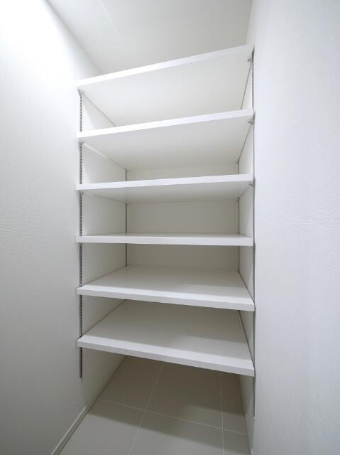 ＰＲＥＭＩＵＭ　ＣＵＢＥ　池袋本町の収納|収納です