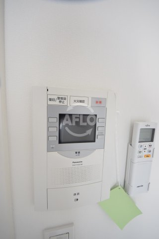 ルーチェ南森町のセキュリティ|ルーチェ南森町　TV付モニターフォン