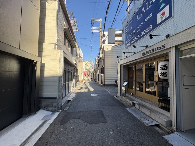大阪市北区国分寺２丁目の店舗事務所の駐車場