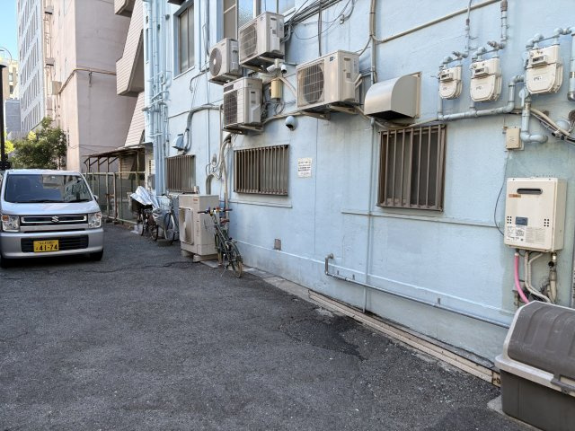 大阪市北区国分寺２丁目の店舗事務所の駐車場