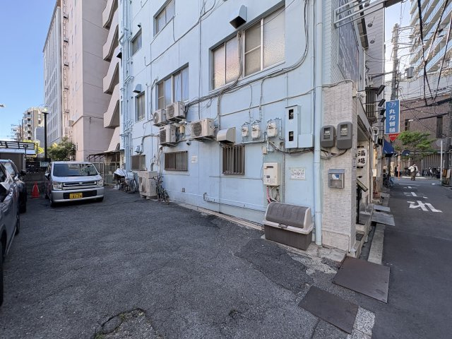 大阪市北区国分寺２丁目の店舗事務所の駐車場