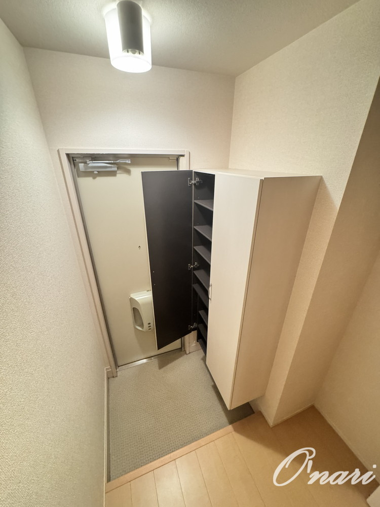 コージーコート法善寺の玄関