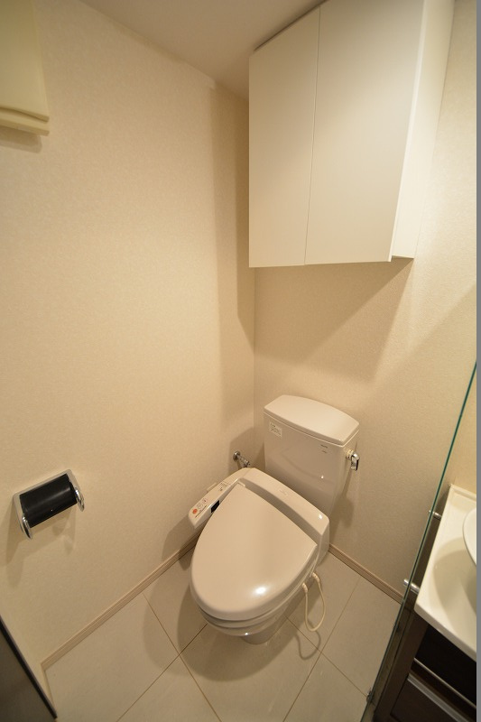 ISM谷町六丁目のトイレ|ISM谷町六丁目　温水洗浄便座