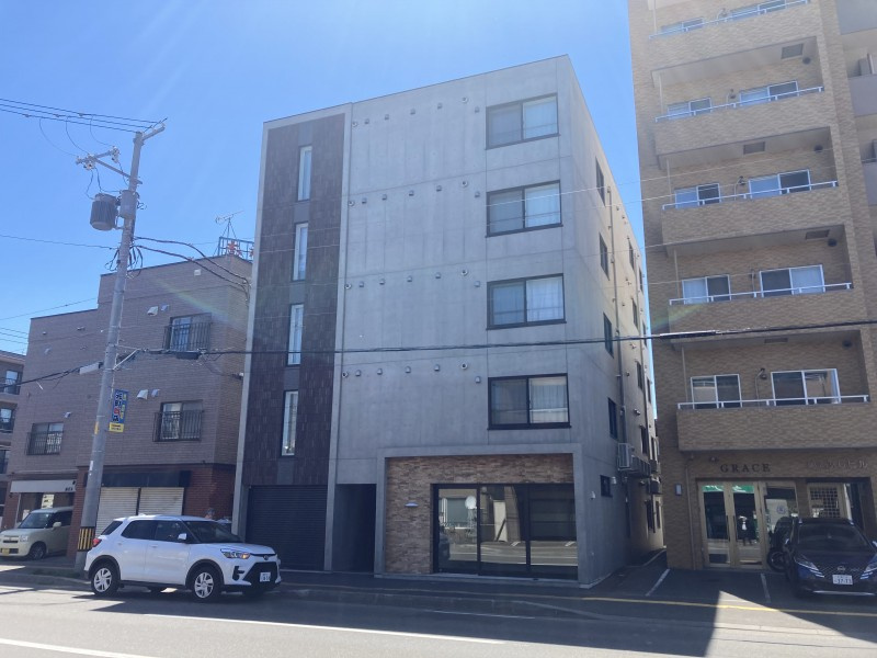 Ａｍ　ｂｕｉｌｄｉｎｇ　０５