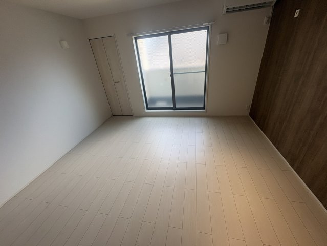 フジパレス吹田金田公園の居間・リビング