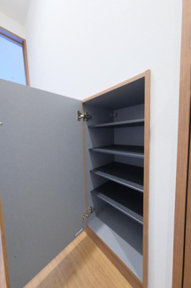 【玄関】 | エテルノヴァローレ一之江