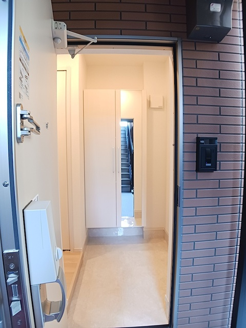 サイカス新屋敷の玄関|玄関
