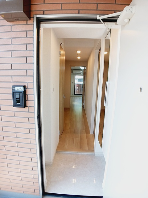 サイカス新屋敷の玄関|玄関