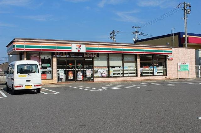 【周辺】 | リバー・イーストⅠ | セブンイレブン　伊万里大里店まで650m