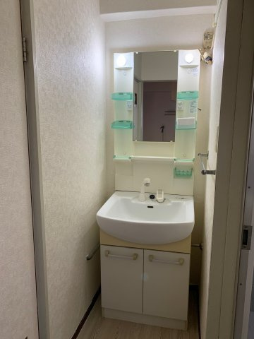 ベアーズマンションの洗面所|洗面所です