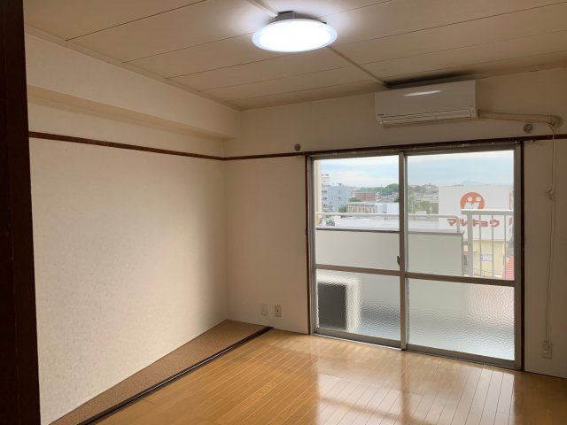 ベアーズマンションの寝室|落ち着いて過ごせるお部屋なので、寝室にいかがでしょうか