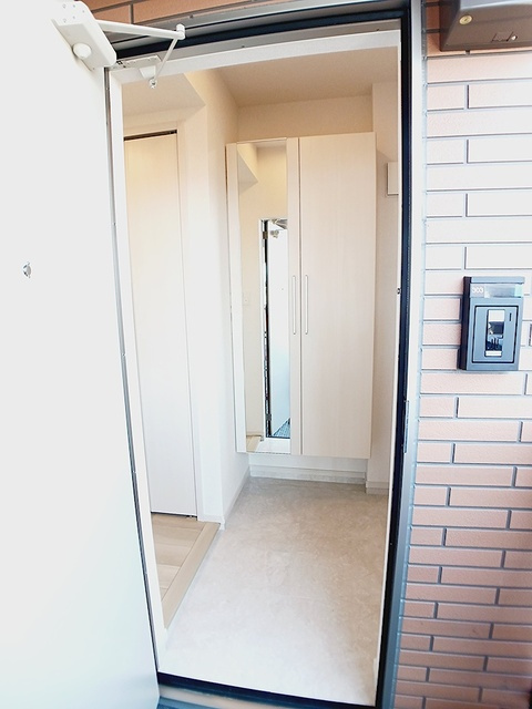 サイカス新屋敷の玄関|玄関