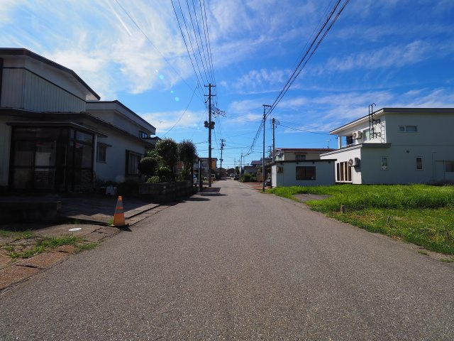  | 【建築条件なし】大仙市福田町93.43坪(公簿)区画の整った住宅街の南東角地物件