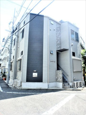 ミストラルの外観