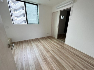 【寝室】 | MK Residency