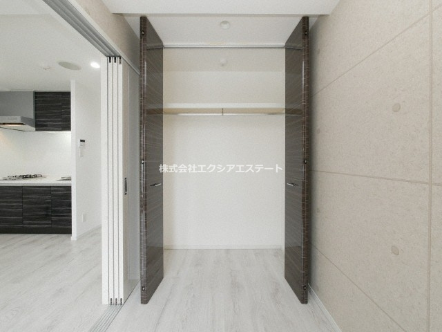 リアライズ花園町駅前の収納