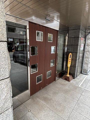【エントランス】