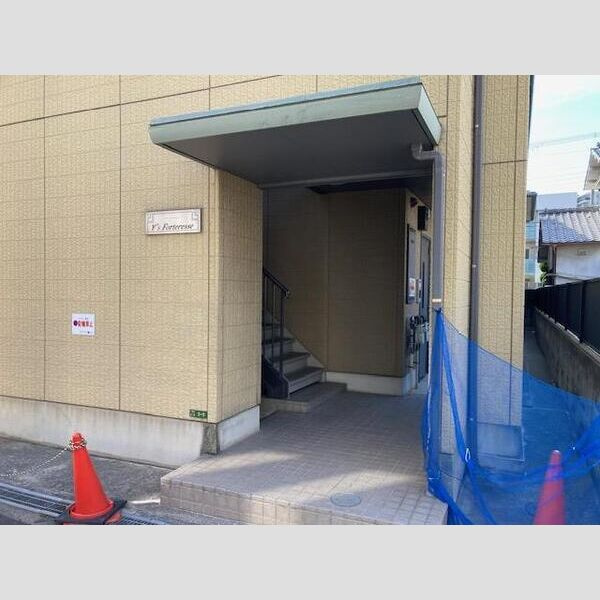 Y’s forteresseのエントランス