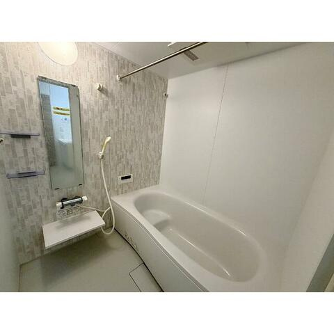 茅ヶ崎市茅ヶ崎２丁目の賃貸マンションの浴室