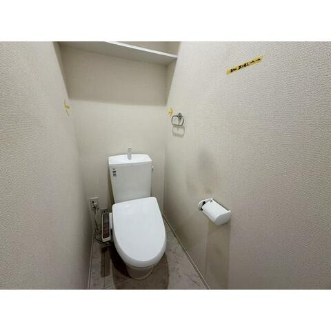 茅ヶ崎市茅ヶ崎２丁目の賃貸マンションのトイレ