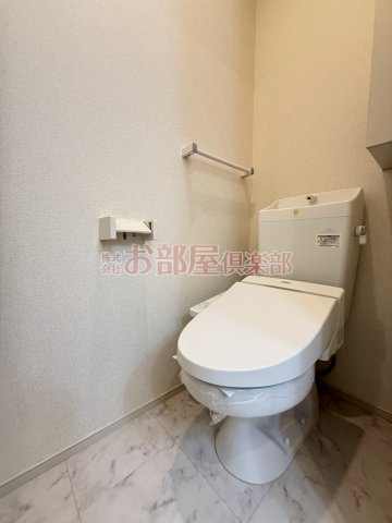 アルカンシェルⅢのトイレ|ゆったりとした空間のトイレです