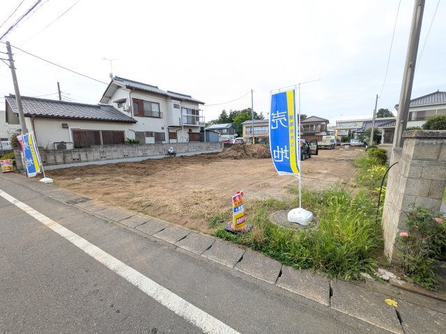 石岡市若松　第7　売地　4号地の前面道路含む現地写真|本日のご見学も可能です♪
お気軽にお電話またはお問い合わせください。