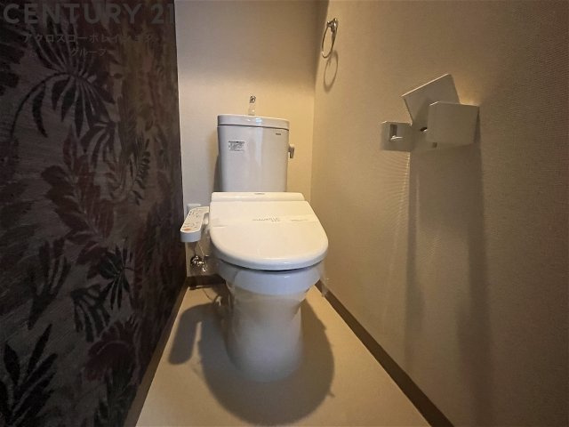 ウォシュレット付きのトイレです♪