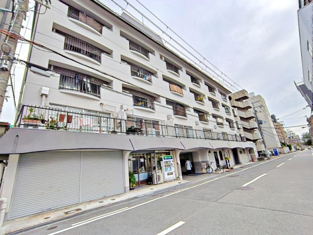 新大阪第一ハイツビルの外観