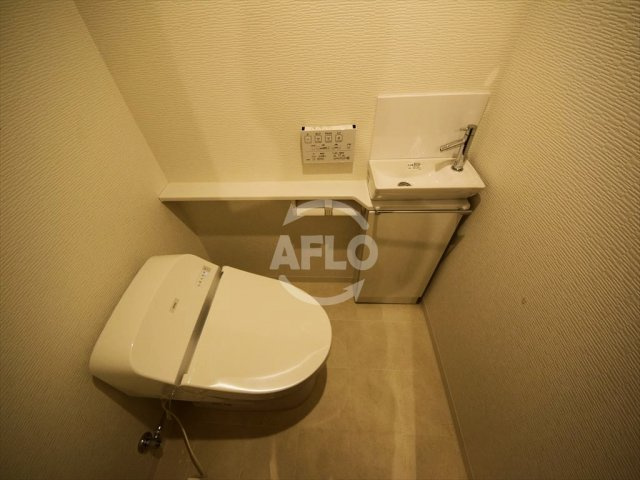 JASPER御堂筋本町　開平小学校区のトイレ|JASPER御堂筋本町　温水洗浄便座