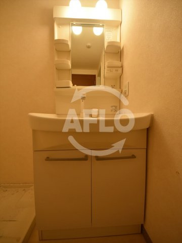 レジデンス釣鐘の洗面所|レジデンス釣鐘　洗面化粧台