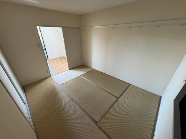 フレール弥生D棟の寝室