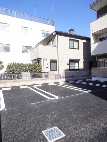 サンリット大工町Ⅲの駐車場|駐車場があります
