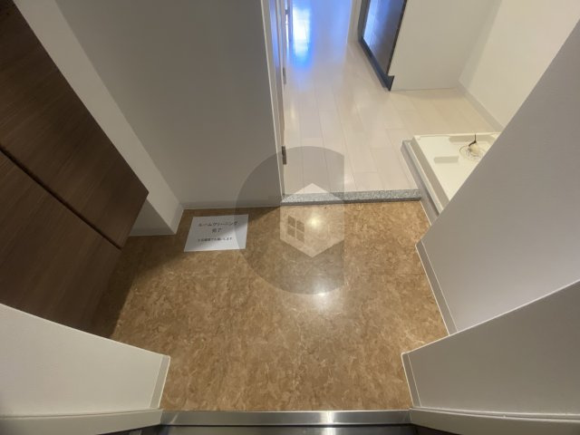 LUXE長田の玄関
