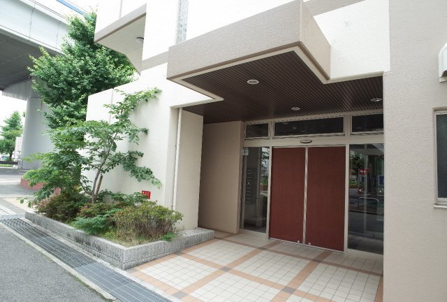 モアライフ住吉南のエントランス