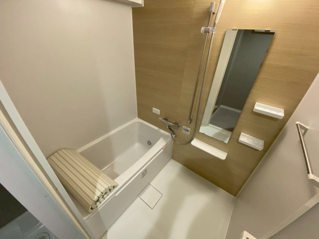 芦屋市東芦屋町の賃貸マンションの浴室