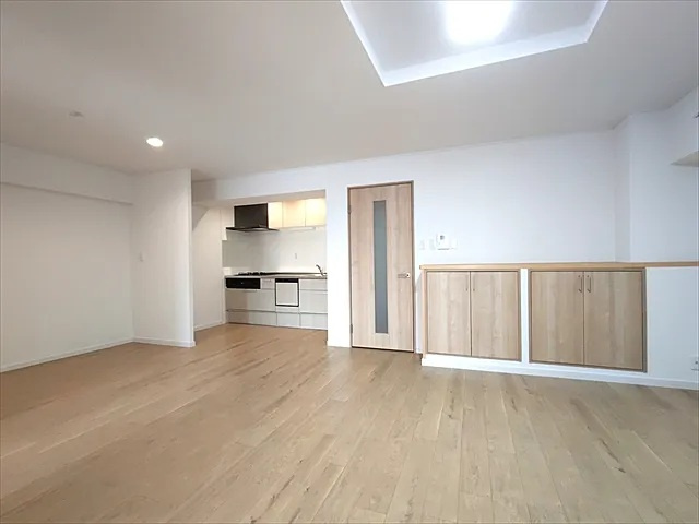 芦屋市東芦屋町の賃貸マンションの居間・リビング