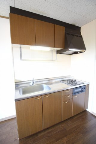 神戸市灘区楠丘町４丁目のアパートのキッチン
