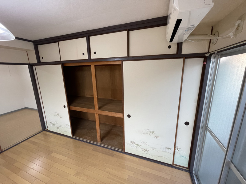 神戸市中央区日暮通５丁目の賃貸マンションの収納