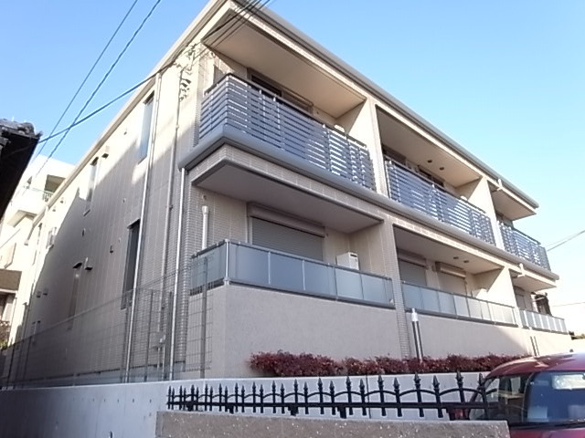 リヴェール岡本の外観