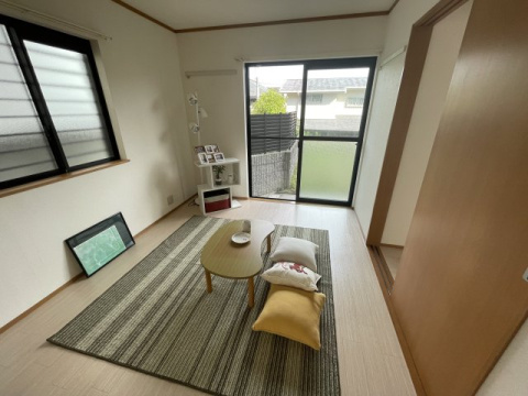 芦屋市三条町の賃貸マンションの居間・リビング