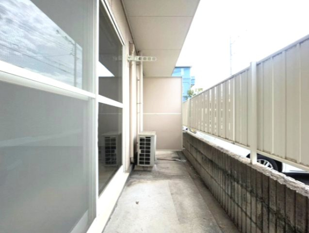神戸市灘区高徳町１丁目の賃貸マンションのバルコニー