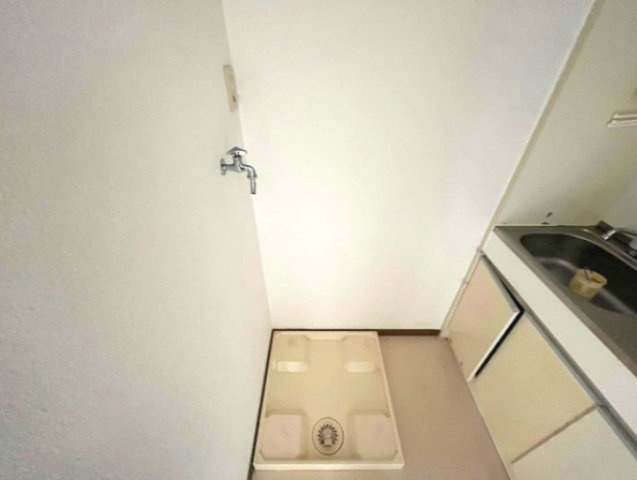 神戸市灘区高徳町１丁目の賃貸マンションの洗面所