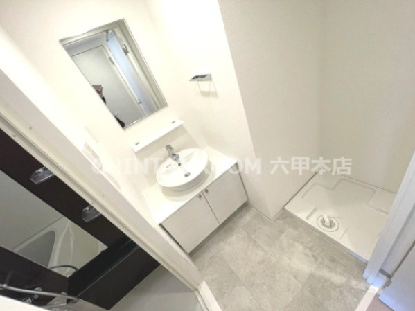 神戸市灘区水道筋３丁目の賃貸マンションの洗面所