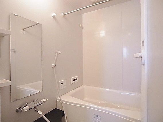 神戸市東灘区森南町１丁目の賃貸マンションの浴室