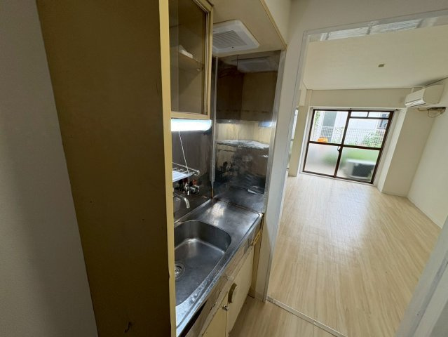 神戸市東灘区深江南町４丁目の賃貸マンションのキッチン