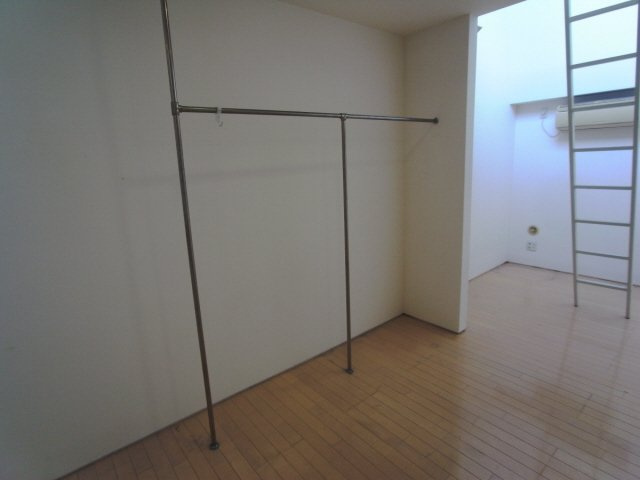 クレセンティア神戸・北野の収納