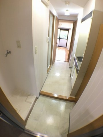 神戸市灘区原田通１丁目の賃貸マンションの玄関