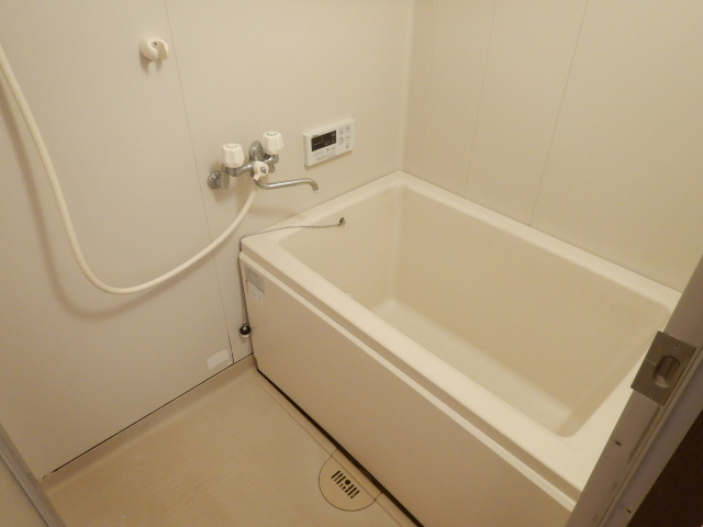 甲南タマタニマンションの浴室