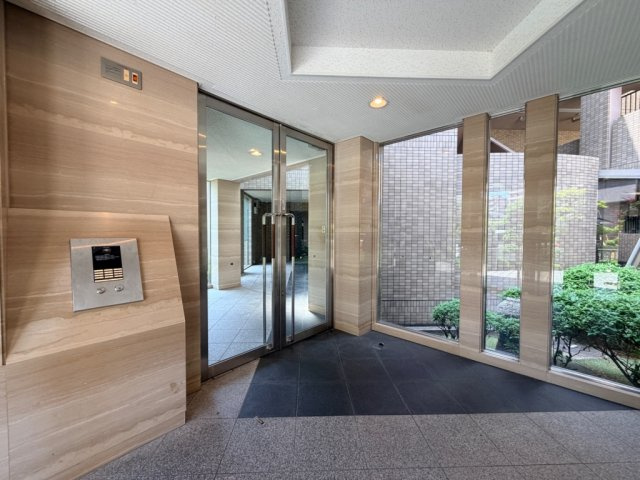 ソアール門戸荘のエントランス